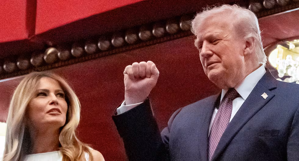 Donald Trump es recibido con algunos abucheos cuando asiste a un musical en el Kennedy Center de Washington | Estados Unidos | Estados Unidos | El último

 – El diario andino