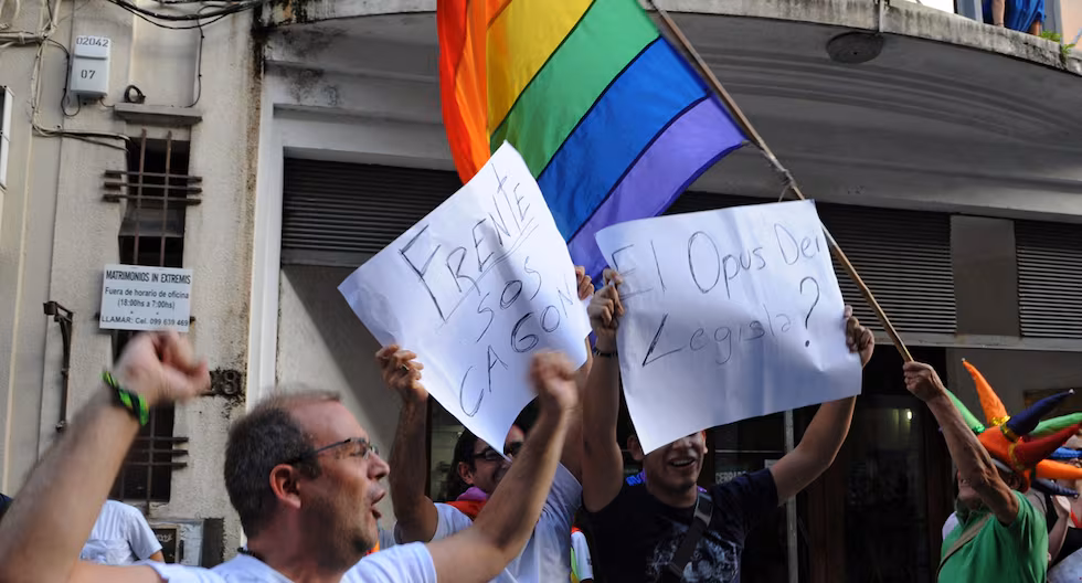 Aniversarios del 10 de abril: ¿Qué pasó en el mundo un día como hoy? | Ley de matrimonio igualitario | Uruguay | El último

 – El diario andino